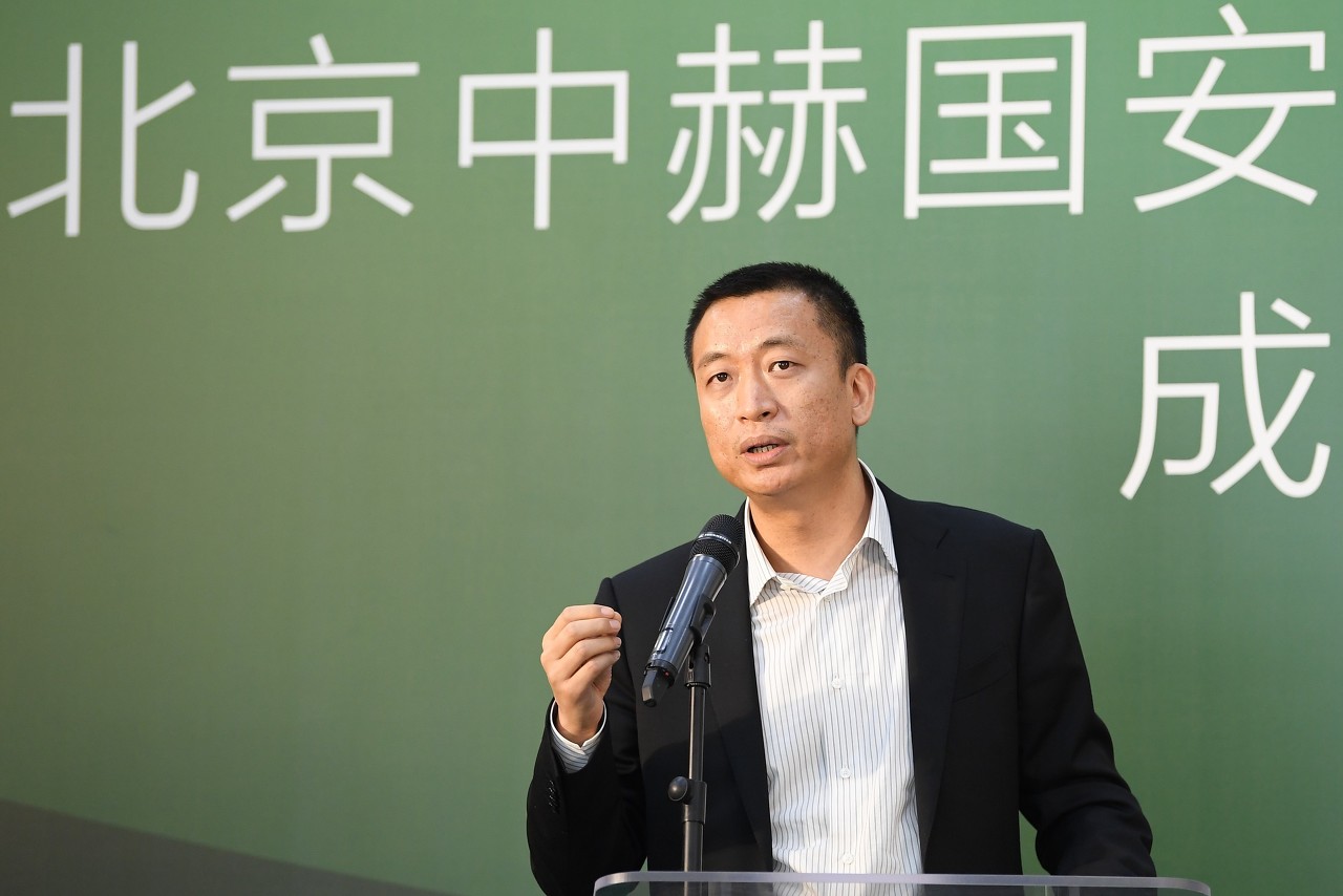 国安:周金辉对国安惨败感到愤怒,管理层表示要跟主教练强硬沟通
